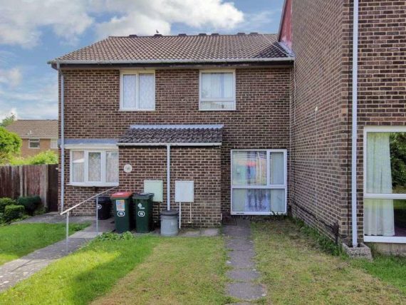 2 Bedroom Terraced